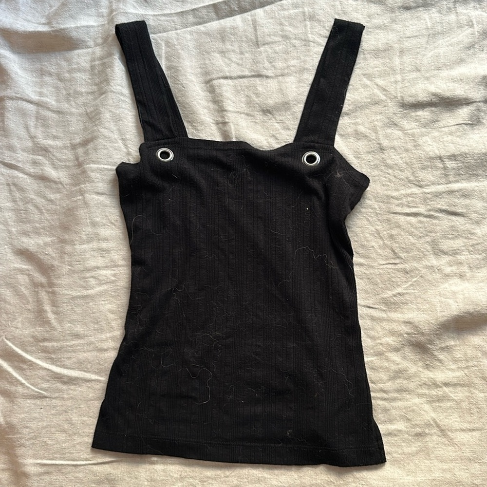 LNA black top